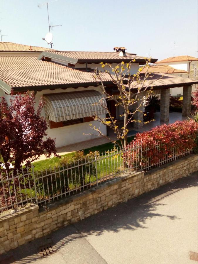 La Casa Di Pimpi Acomodação com café da manhã Desenzano del Garda Exterior foto