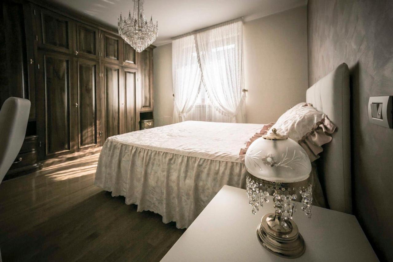 La Casa Di Pimpi Acomodação com café da manhã Desenzano del Garda Exterior foto