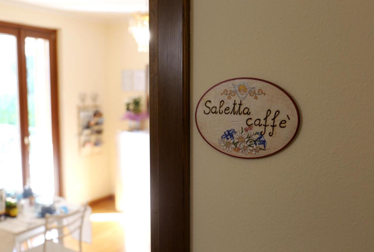 La Casa Di Pimpi Acomodação com café da manhã Desenzano del Garda Exterior foto
